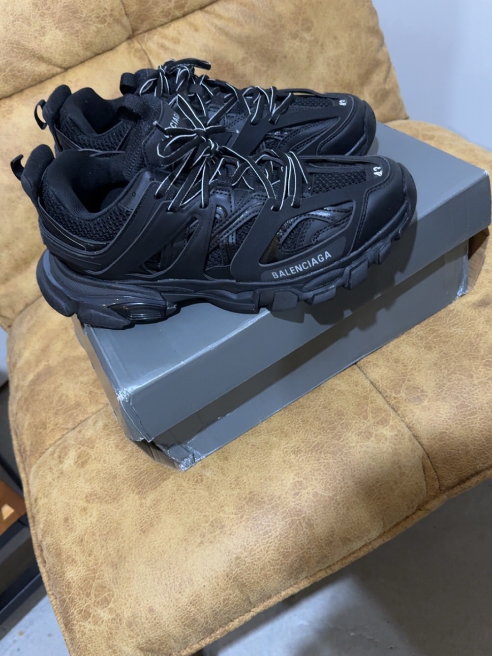 Balenciaga track no led